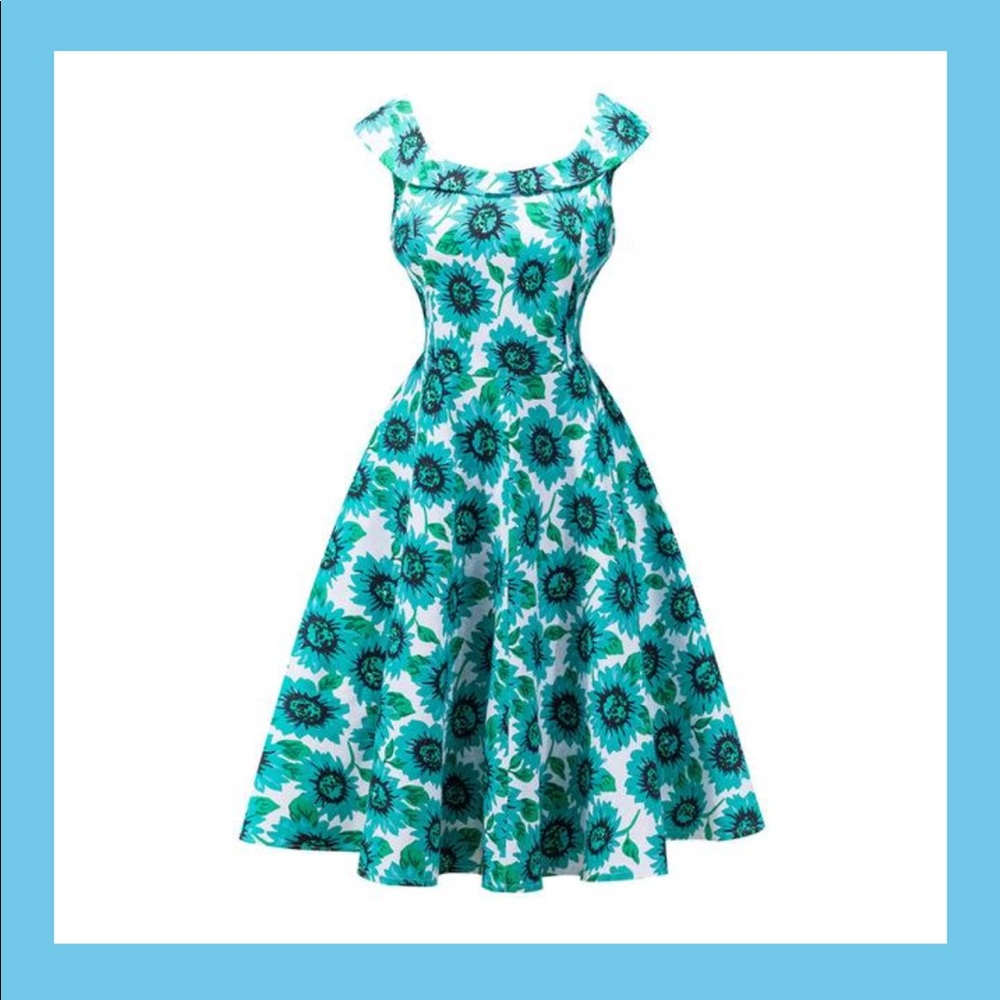 🎉 HOST PICK 🎉 Vintage Floral Dress